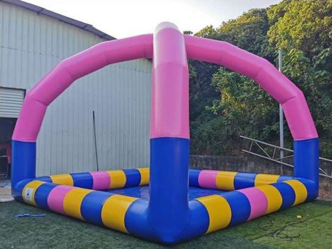 Piscine avec tente